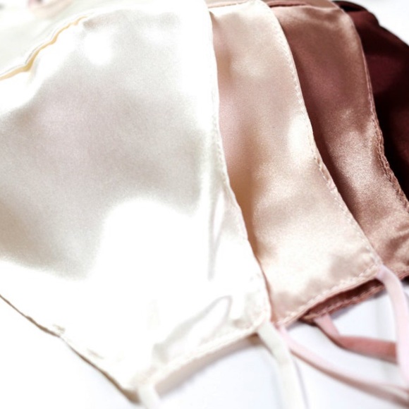 SILK FACE MASK WITH SCRUNCHIE - Picture 5 of 14